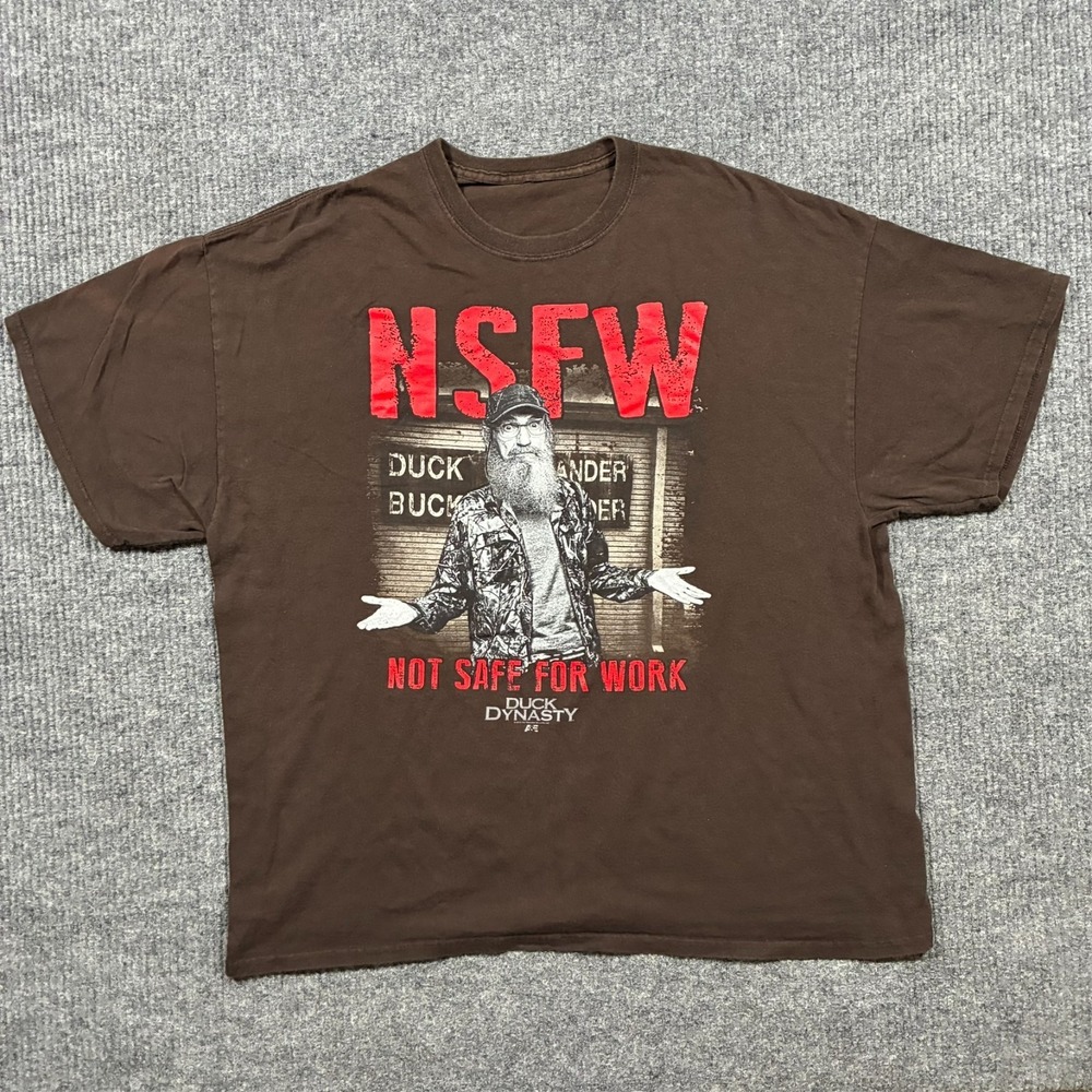 Duck Dynasty Mens Graphic T-Shirt Brown NSFW Not Safe For Work 50" Chest